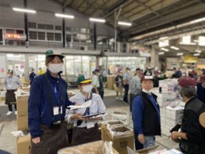 女性の競りコンビ